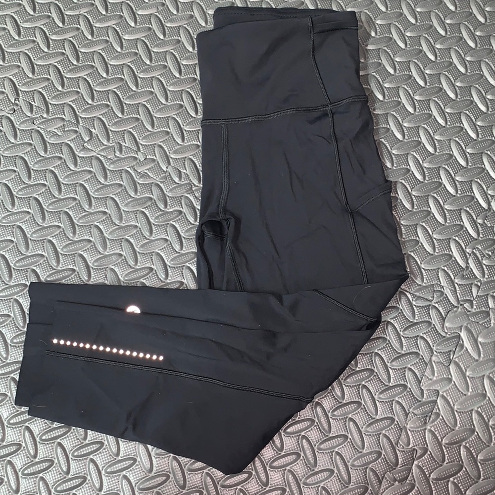 Lululemon Capris with pockets